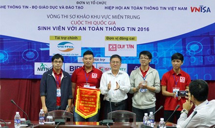 Sinh viên Duy Tân đoạt giải cao nhất